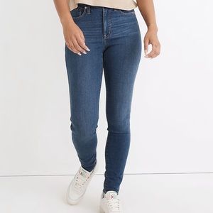Madewell Petite Curvy High-Rise Skinny